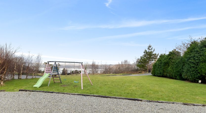 Photo of Red Deer Cottage