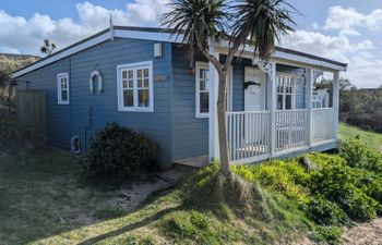 C14 Gwelmore, Riviere Towans Holiday Home