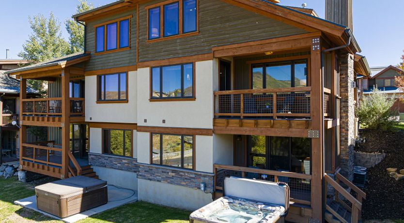 Photo of Quiet Mountain Nook