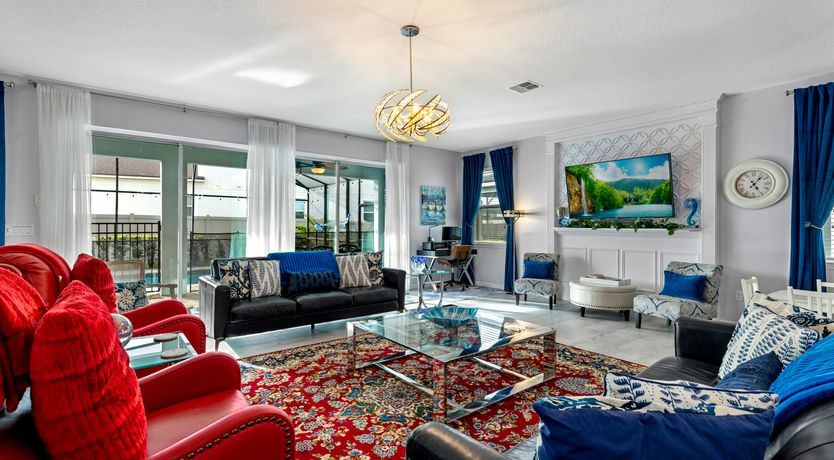 Photo of Orlando Outlook