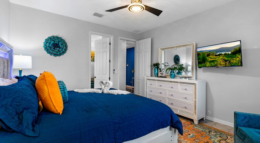 Photo of Orlando Outlook
