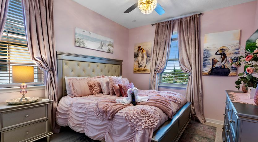 Photo of Orlando Outlook