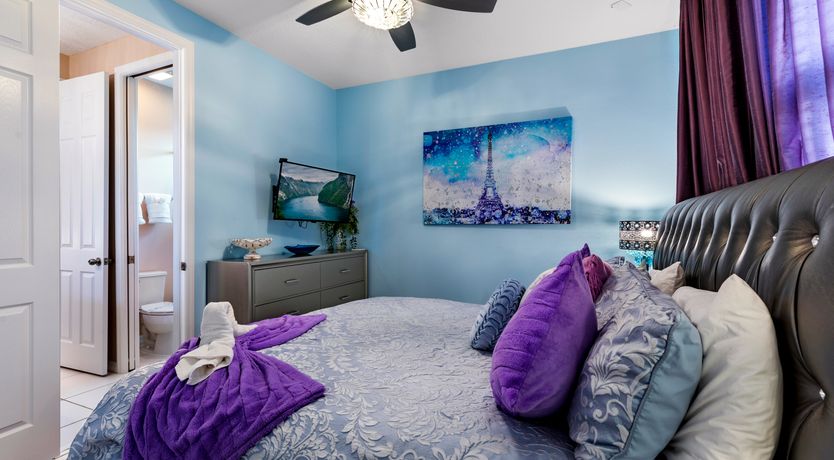 Photo of Orlando Outlook