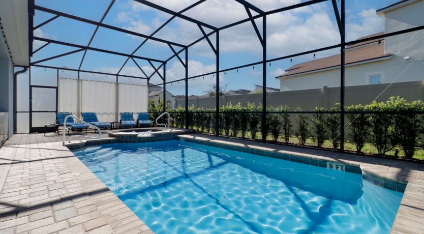 Photo of Orlando Outlook