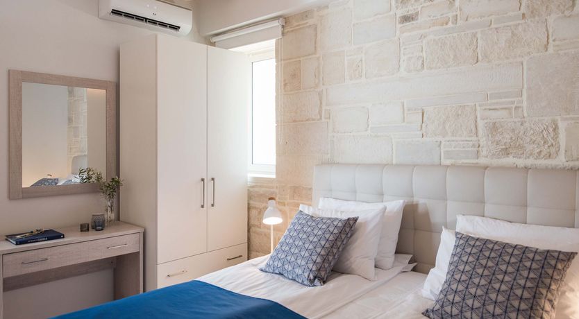 Photo of Two Golden Kisses