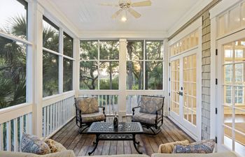 Lagoon Horizon Holiday Home