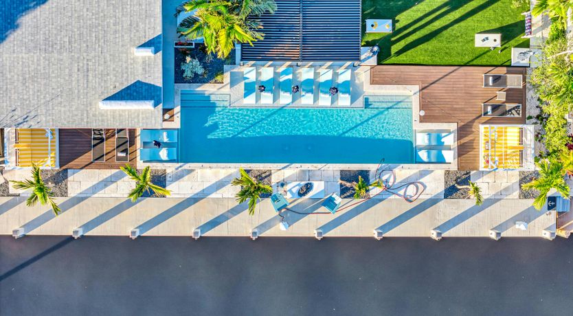 Photo of Tropical Dockhouse