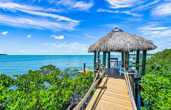 Ocean Bay Retreat Holiday Home
