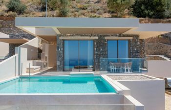 Olive & Grape Holiday Home