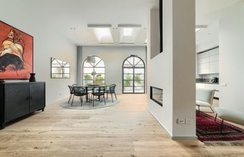 Florentine Charm Loft Holiday Home