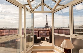 Paris in Dreams Holiday Home