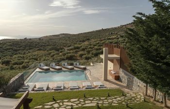 The Olive Quiet Holiday Home