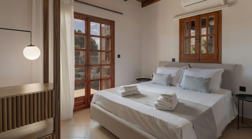 Photo of The Olive Quiet