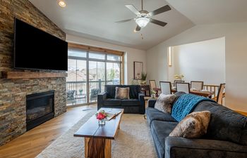 Winter Echo Holiday Home