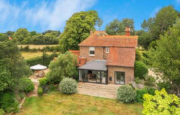 Victorian Willow Holiday Home