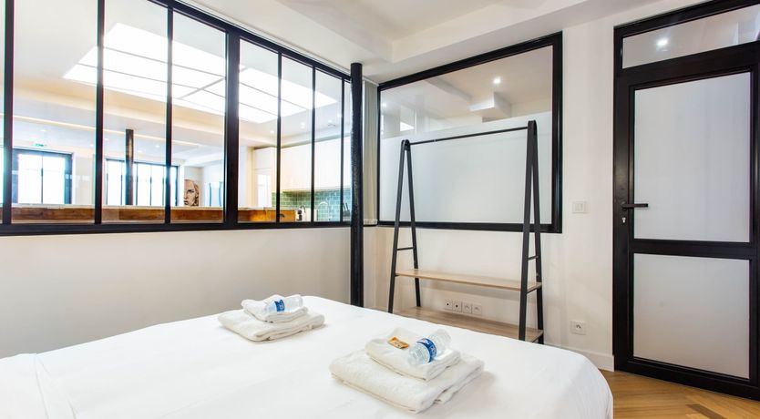 Photo of The Vibrant City