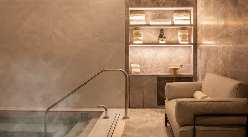 Photo of Avenues & Blooms