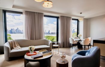 Avenues & Blooms Holiday Home
