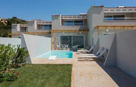 Photo of ruby-shores