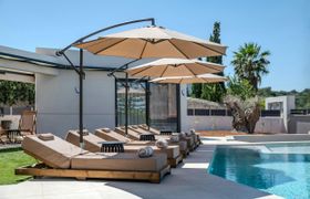 Photo of warm-garden