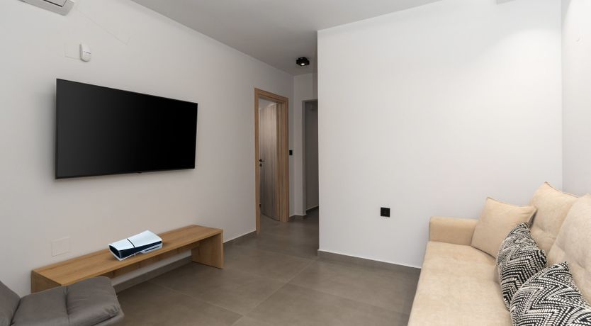Photo of Golden Cove Retreat