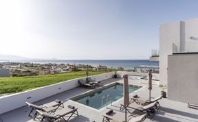 Photo of Golden Cove Retreat