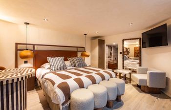 A Paris Moment Holiday Home