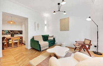 Saint Germain des Prés Hideaway Holiday Home