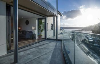 Quaint Sea Vista Holiday Home