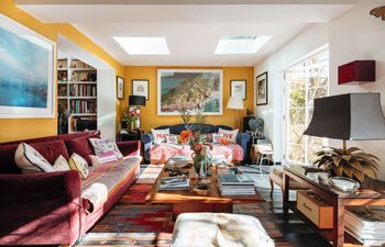 Subtle Splendour Holiday Home