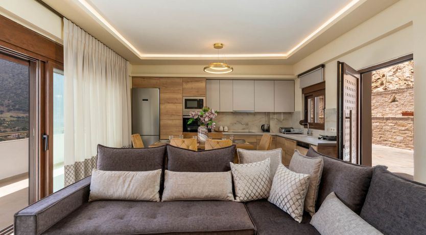 Photo of Serene Hilltop Outlook