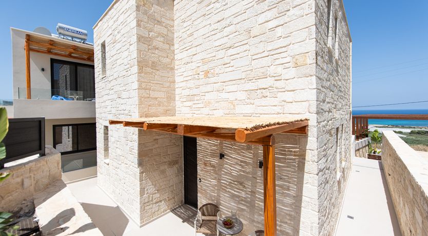 Photo of Cretan Serenade