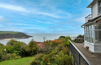 Estuary's Ebb Holiday Home