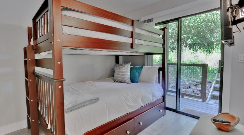 Photo of Alpine Townhouse