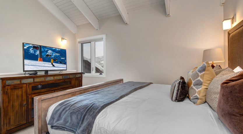 Photo of Alpine Townhouse