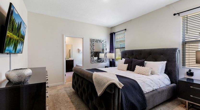 Photo of Lake View Lounging