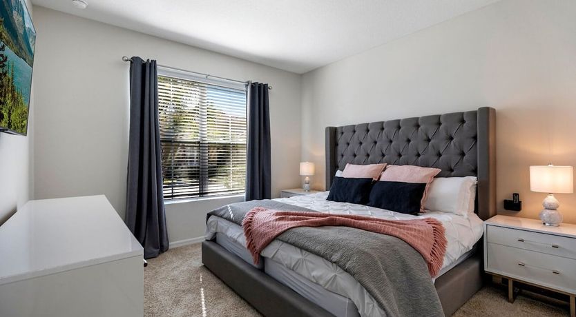 Photo of Lake View Lounging