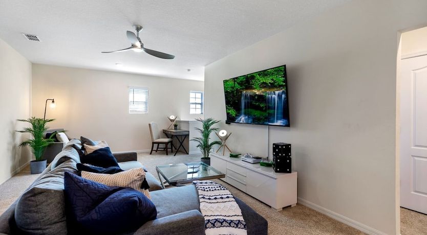 Photo of Lake View Lounging