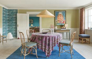 The Apartment Holiday Home