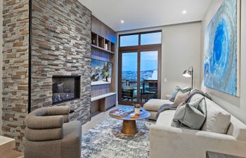 Majestic Mountainside Holiday Home