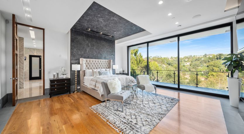 Photo of Celestial Elegance