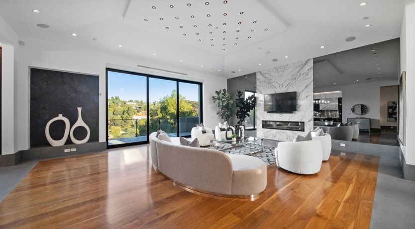 Photo of Celestial Elegance