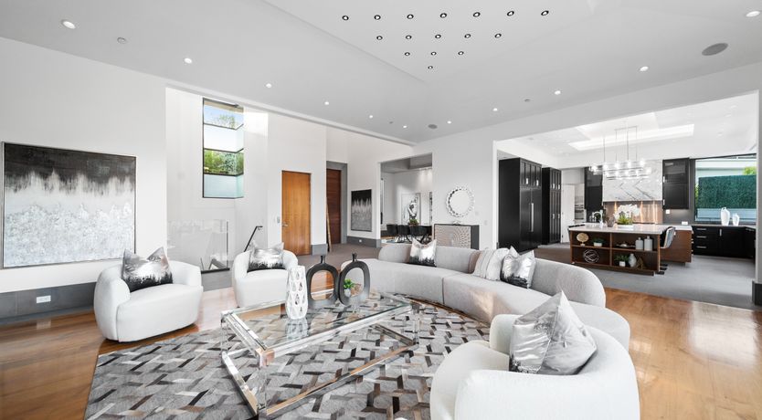 Photo of Celestial Elegance