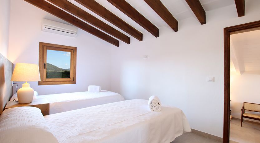Photo of Sunset Hills Hideaway