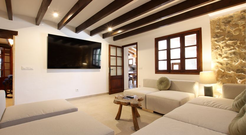 Photo of Sunset Hills Hideaway