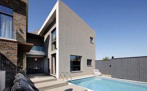 Photo of Olive & Timber