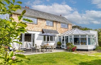 The Quayside Embrace Holiday Home