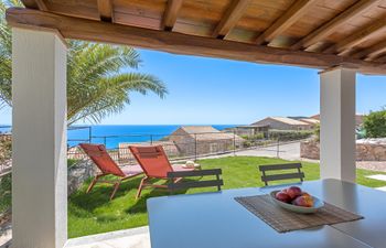Sea View Ease Holiday Home