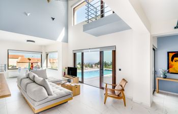 Starlight & Sands Holiday Home