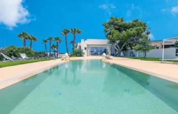 An Oasis Holiday Home